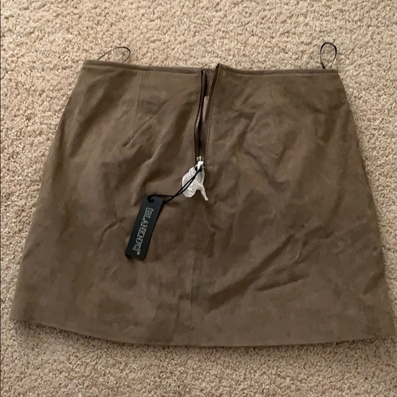 Blank NYC Suede Skirt - Picture 2 of 4